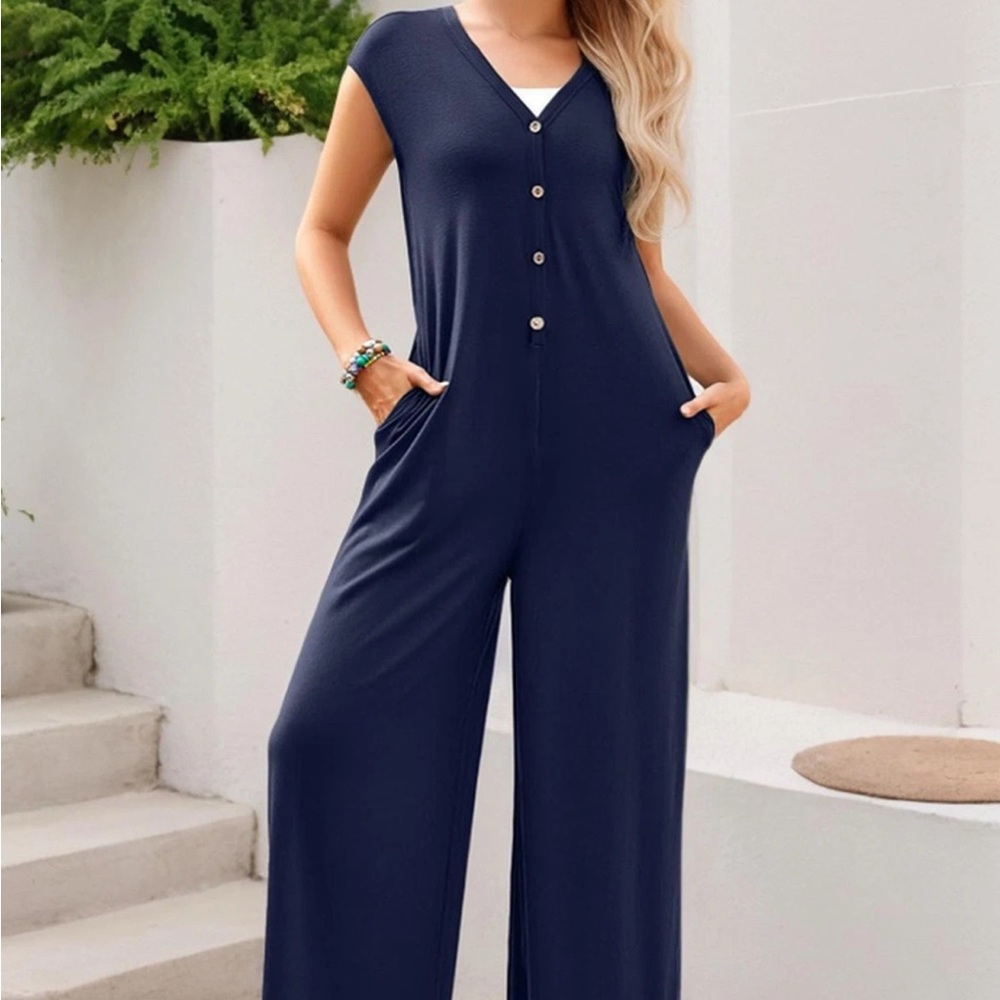 Merokeety | NWT Navy Romper Wide Leg Sleeveless Buttons Lightweight Size Medium
